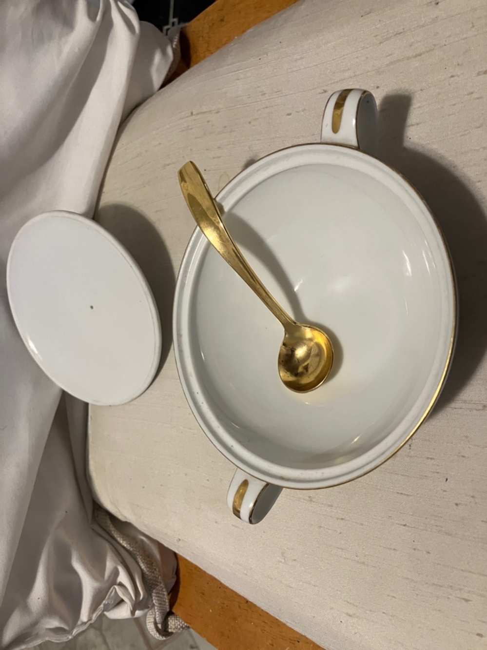 Vintage Noritake China covered dish with cover n golden spoon - Picture 7 of 10